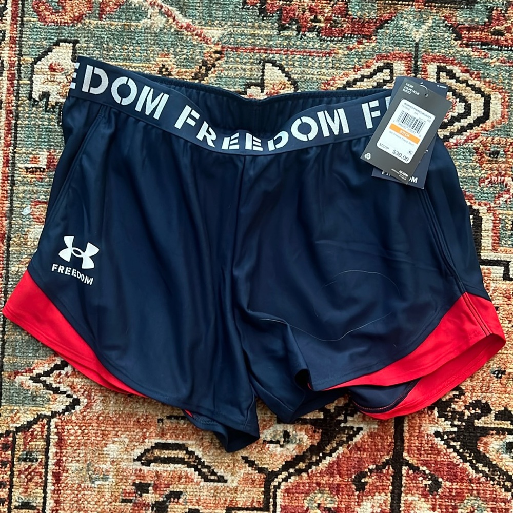 NWT Under Armour women’s FREEDOM running shorts, red white blue, size small